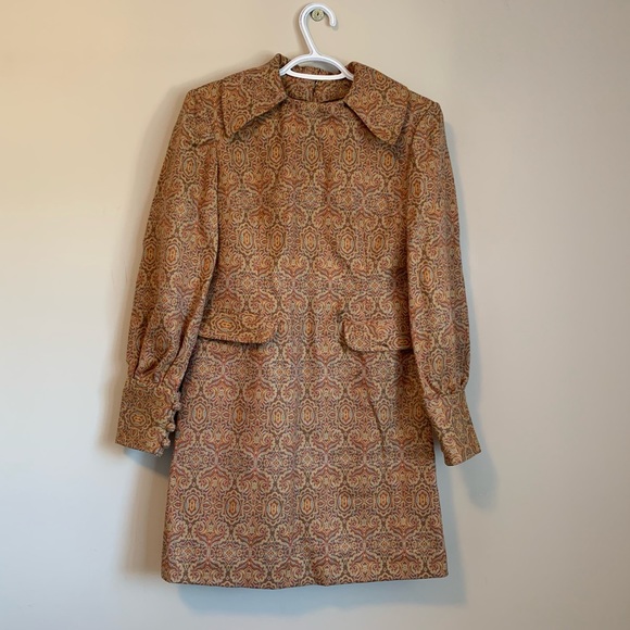 70’s Style Collared Mini Dress - Picture 4 of 13